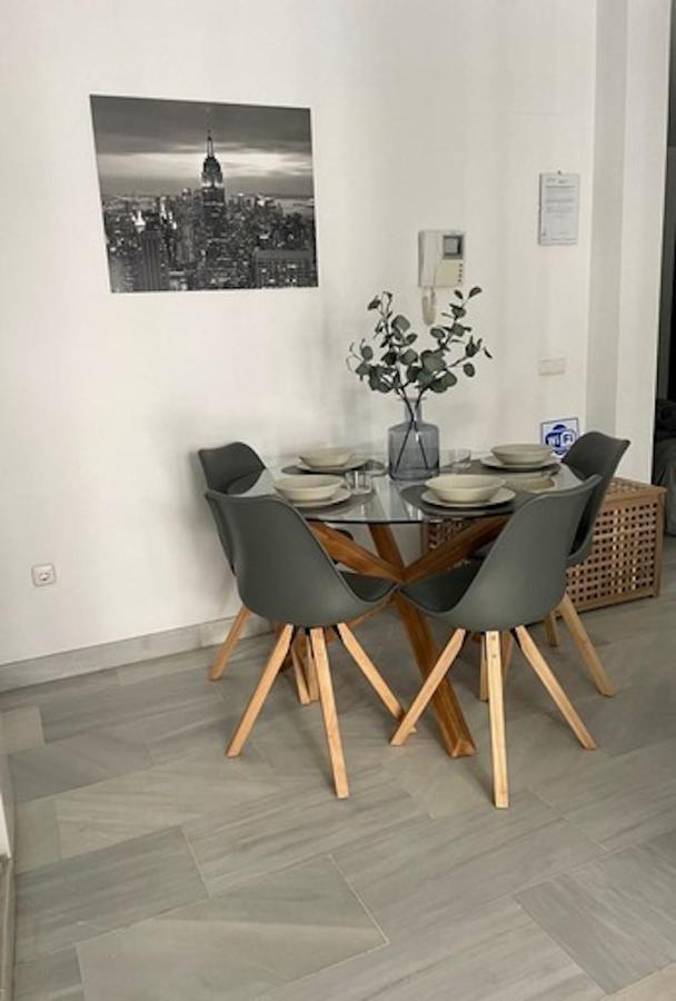 Holidays2Malaga Jinetes Junto Casco Historico & Parking Apartment Luaran gambar