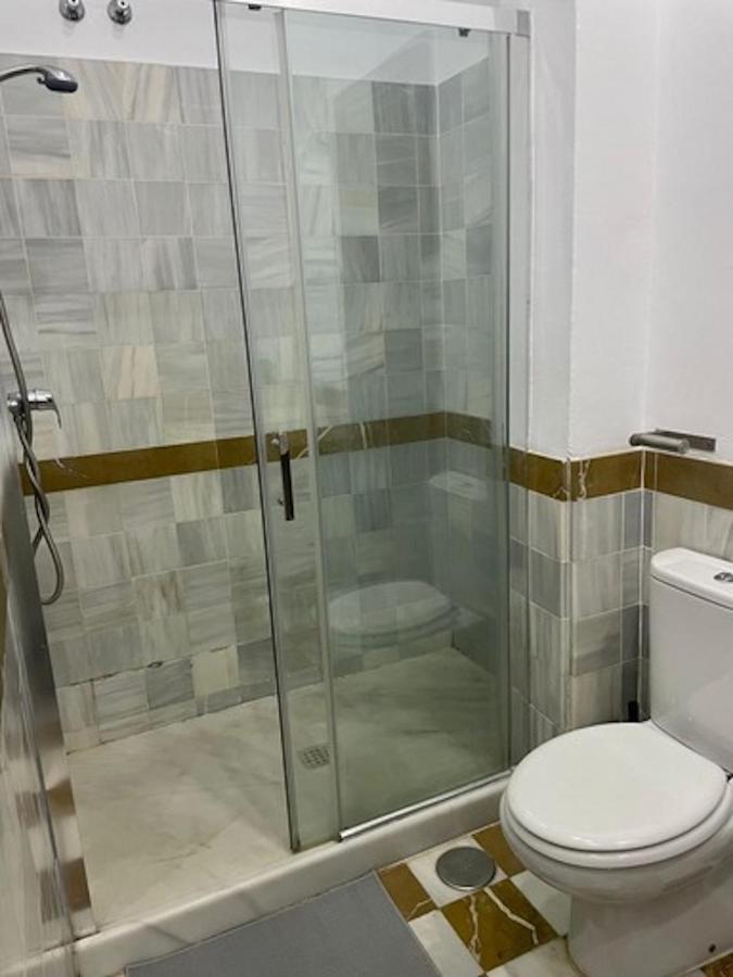 Holidays2Malaga Jinetes Junto Casco Historico & Parking Apartment Luaran gambar